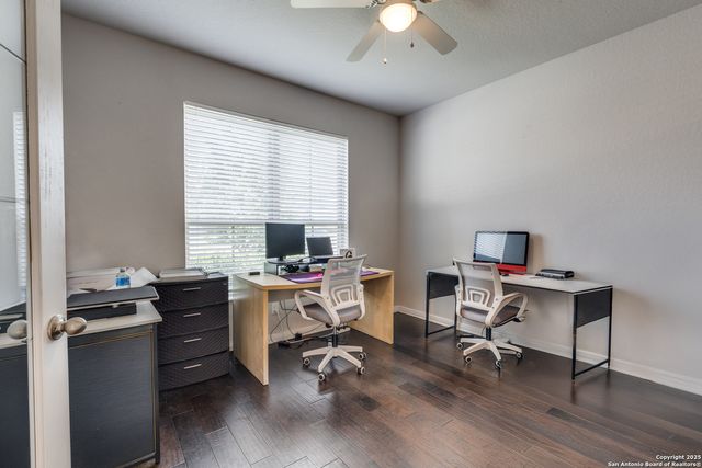 4613 Falling Oak, Cibolo, TX 78108