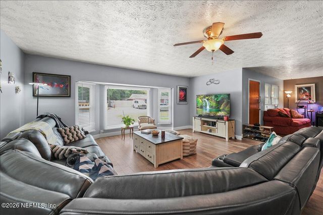 7959 PRAVER Drive E, Jacksonville, FL 32217