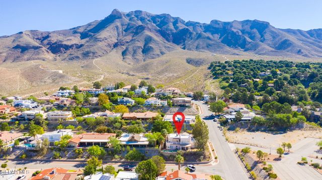 851 VIA ALEGRE Lane, El Paso, TX 79912