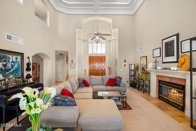 851 VIA ALEGRE Lane, El Paso, TX 79912