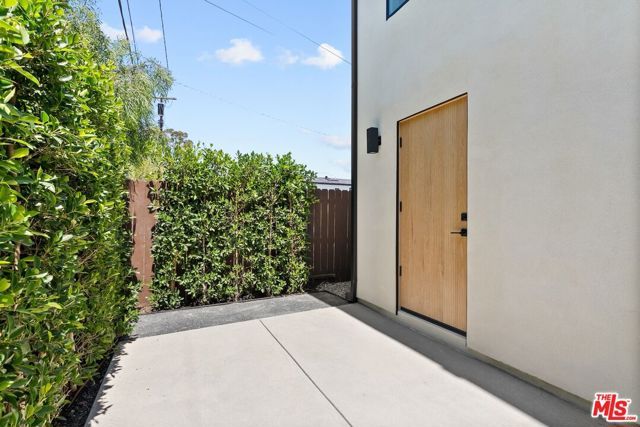 9051 Lucerne Avenue, Culver City, CA 90232