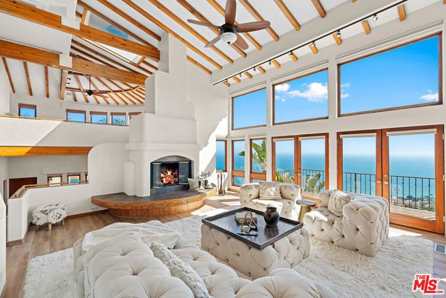4240 Avenida De La Encinal, Malibu, CA 90265