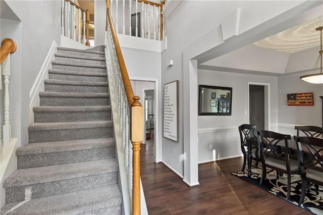 209 E Wedgwood DR, Yorktown, VA 23693