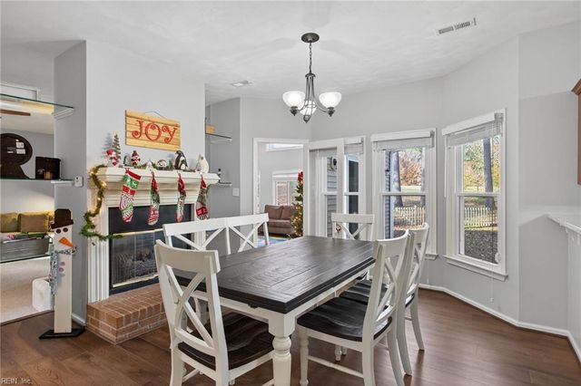 209 E Wedgwood DR, Yorktown, VA 23693