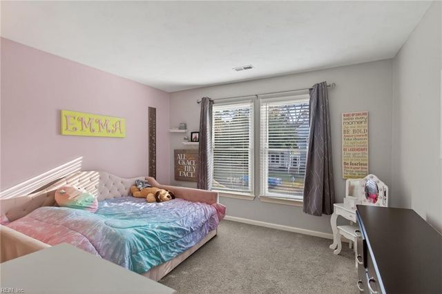 209 E Wedgwood DR, Yorktown, VA 23693