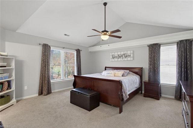 209 E Wedgwood DR, Yorktown, VA 23693