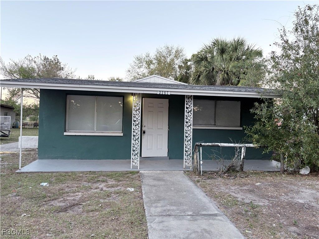 3147 Economy ST B, Fort Myers, FL 33916