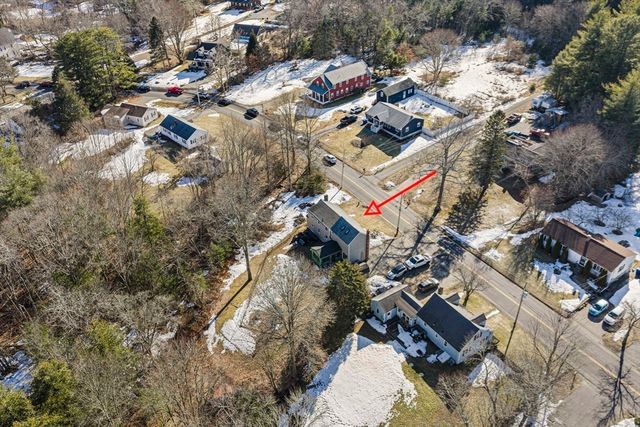 11 Worcester St, Taunton, MA 02780