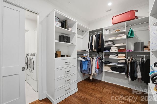 2312 Selwyn Avenue 202, Charlotte, NC 28207
