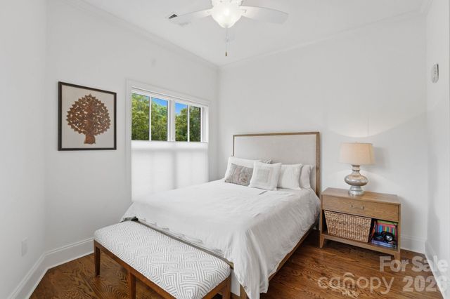 2312 Selwyn Avenue 202, Charlotte, NC 28207
