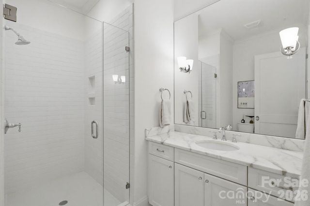 2312 Selwyn Avenue 202, Charlotte, NC 28207