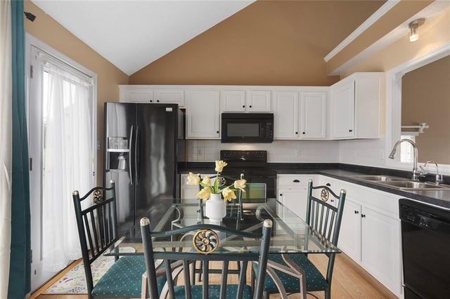 8603 NE 110th Terrace, Kansas City, MO 64157