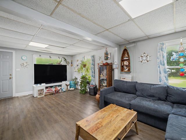 1604 Allens Lane, Evansville, IN 47710