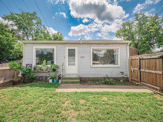 1604 Allens Lane, Evansville, IN 47710