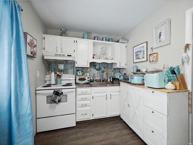 1604 Allens Lane, Evansville, IN 47710