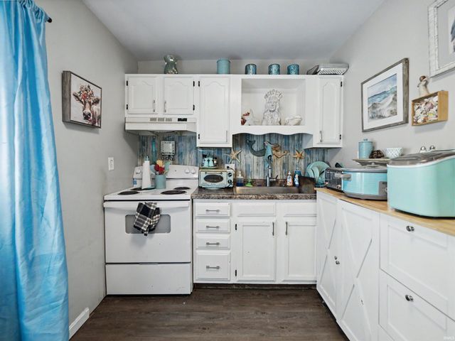 1604 Allens Lane, Evansville, IN 47710