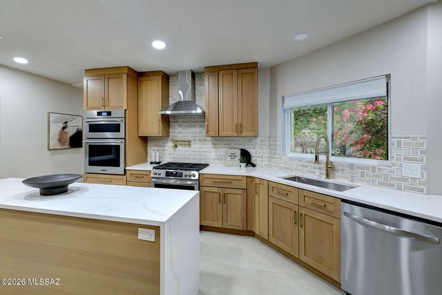 1940 E Elm Street, Tucson, AZ 85719
