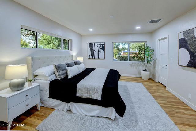 1940 E Elm Street, Tucson, AZ 85719