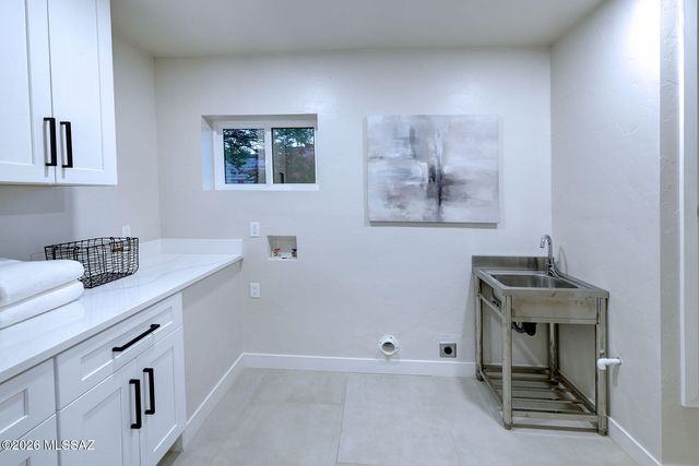 1940 E Elm Street, Tucson, AZ 85719