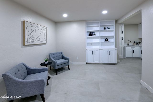 1940 E Elm Street, Tucson, AZ 85719