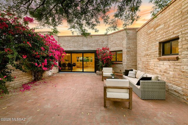 1940 E Elm Street, Tucson, AZ 85719