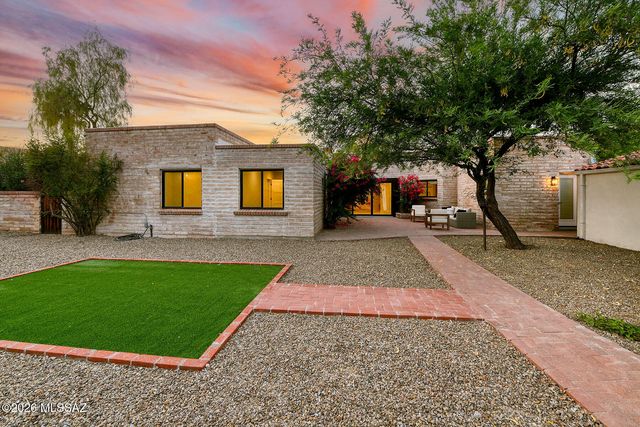 1940 E Elm Street, Tucson, AZ 85719
