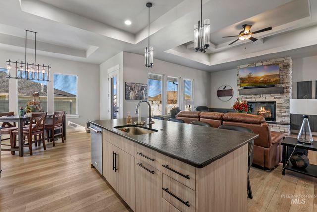 439 N Meadowview Lane N, Twin Falls, ID 83301