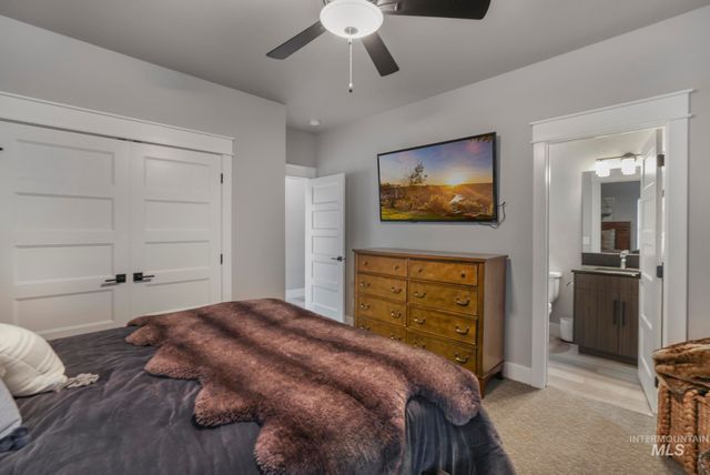 439 N Meadowview Lane N, Twin Falls, ID 83301