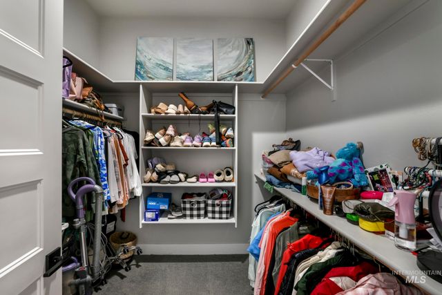 439 N Meadowview Lane N, Twin Falls, ID 83301