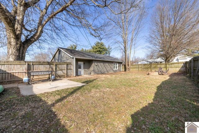 918 N 37th St, Paducah, KY 42001