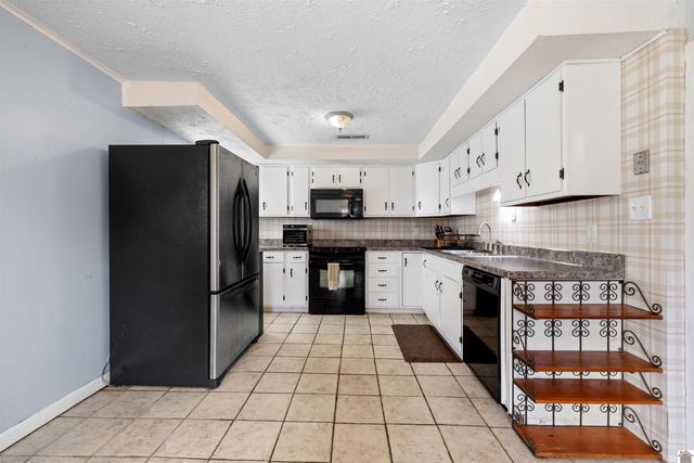 918 N 37th St, Paducah, KY 42001