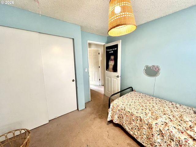 2632 Ne 7TH Ct, Gresham, OR 97030