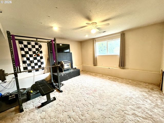 2632 Ne 7TH Ct, Gresham, OR 97030