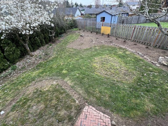 2632 Ne 7TH Ct, Gresham, OR 97030