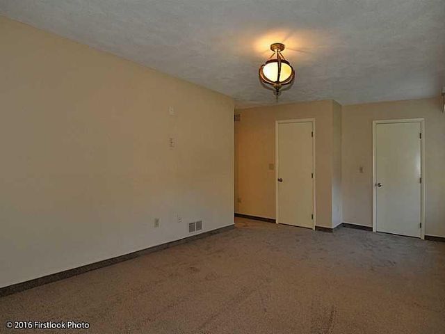 77 HOFFMAN Avenue C, Cranston, RI 02920