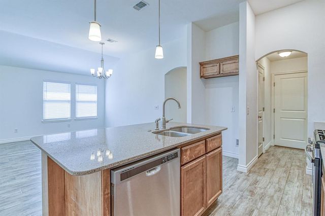 15712 Bennett Drive, Edmond, OK 73013