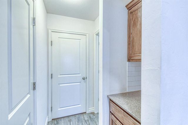 15712 Bennett Drive, Edmond, OK 73013