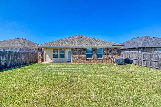 15712 Bennett Drive, Edmond, OK 73013