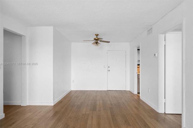 4801 NW 7th St 803-16, Miami, FL 33126