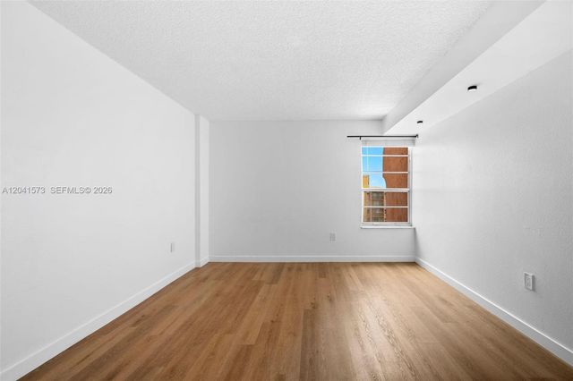 4801 NW 7th St 803-16, Miami, FL 33126