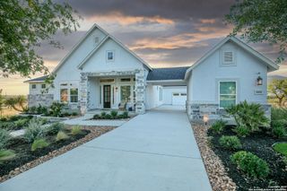 530 Poe Parkway, Castroville, TX 78009