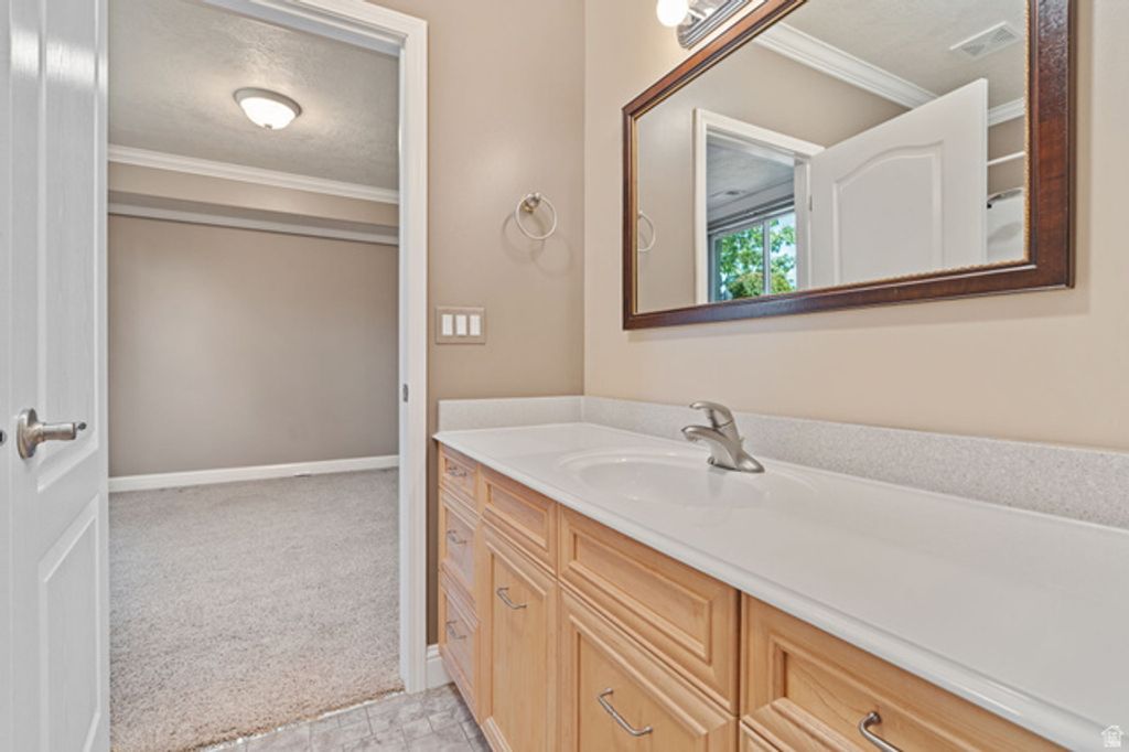 Image 42 of property listing at 14133 S SPYGLASS HILL DR, Draper, UT 84020