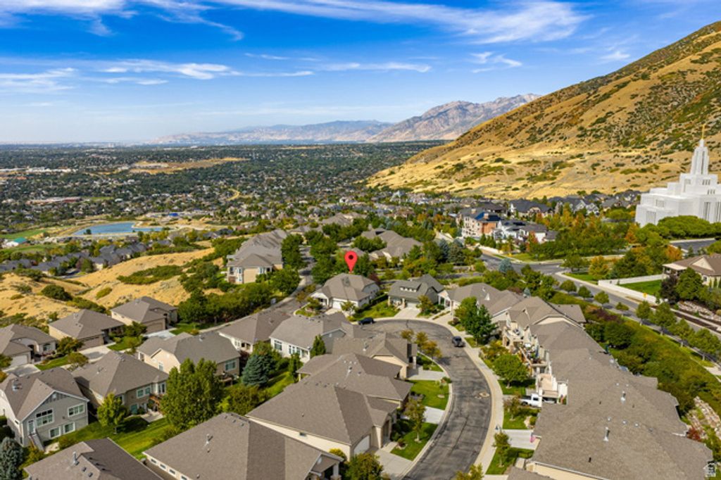 Image 55 of property listing at 14133 S SPYGLASS HILL DR, Draper, UT 84020