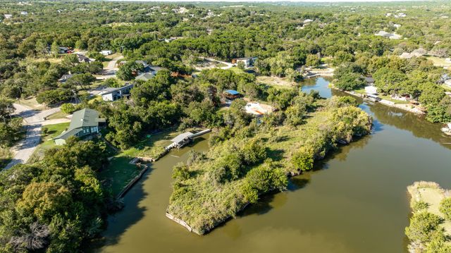 508 Crestwood Drive, Granbury, TX 76048