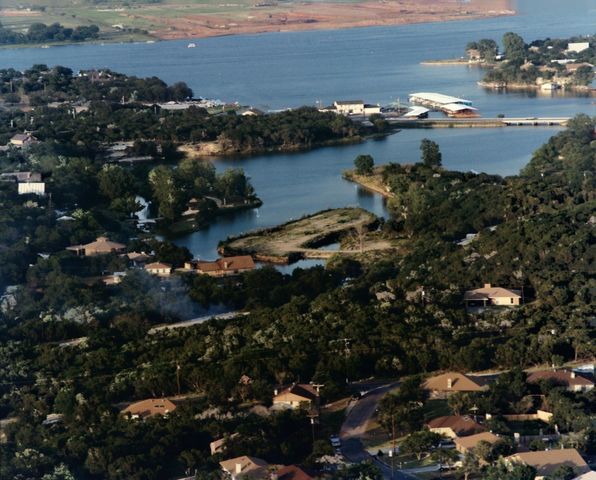 508 Crestwood Drive, Granbury, TX 76048