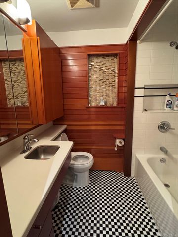 12304 6th Avenue, College Point, NY 11356