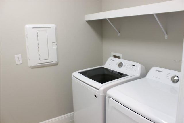 5721 LONG SHORE LOOP, Sarasota, FL 34238