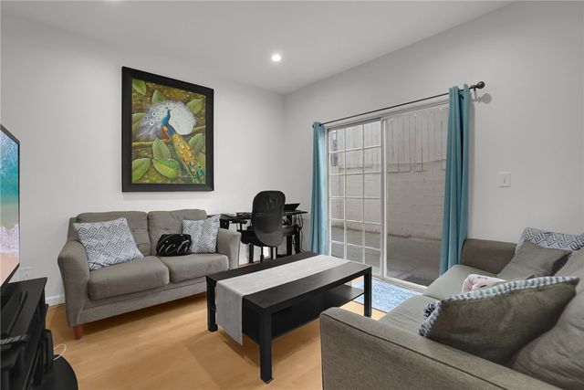 14031 Astoria Street 102, Sylmar, CA 91342