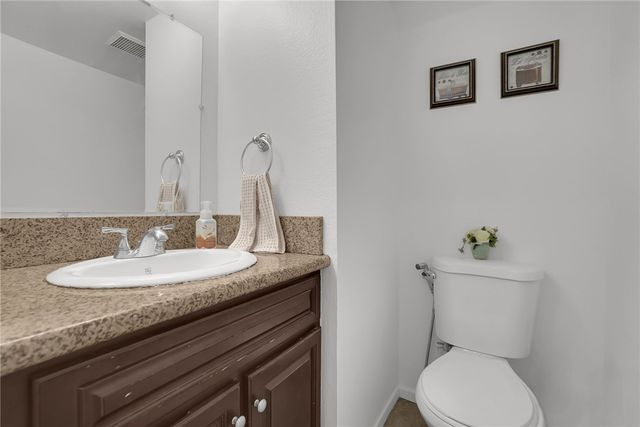 14031 Astoria Street 102, Sylmar, CA 91342