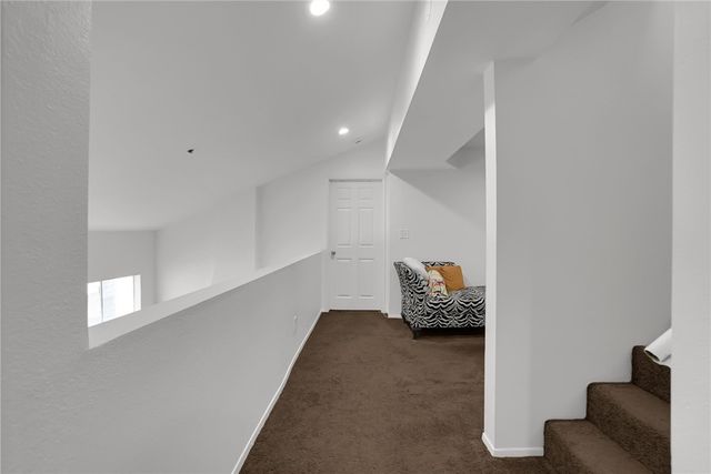 14031 Astoria Street 102, Sylmar, CA 91342